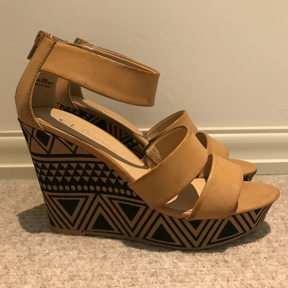 Patterned Wedges - image 2
